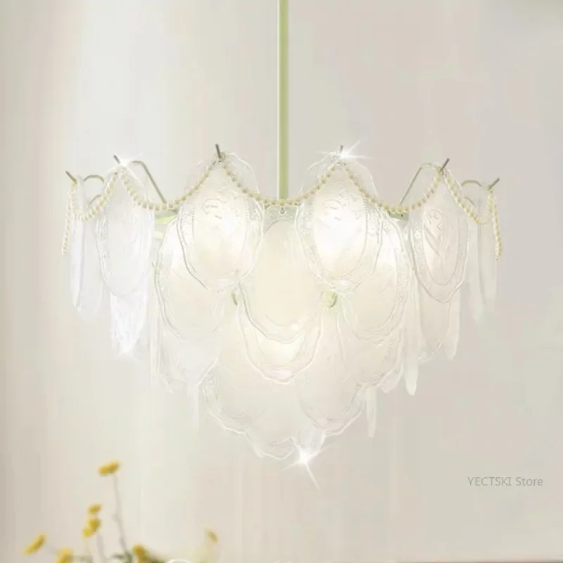 

GHJUYIOL Linglan Crystal Pendant, French Light Luxury Artistic Lighting, Cream Style Romantic and Warm Design, Living Room Main