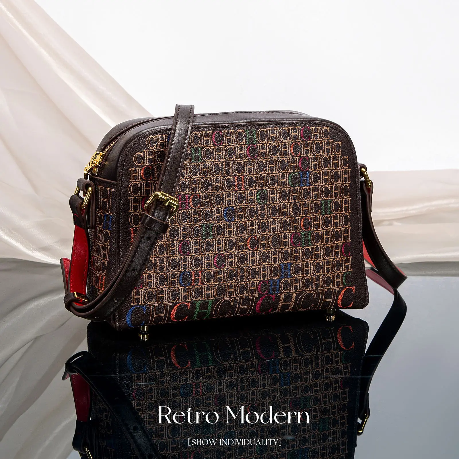 

Brand Luxury Women Elegant Lightweight Small Square Crossbody Bag Zipper Letters Versatile Shoulder Bag Daily Commute Handbag