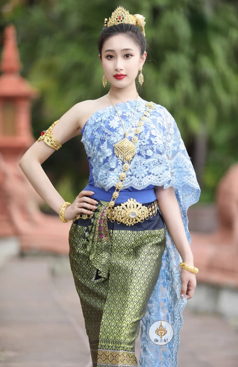 

Spring Summer Thailand Traditional Clothing Women One Shoulder Thai Outfit Tops Tube Skirt Hotel Restaurant Welcome Work Clothes