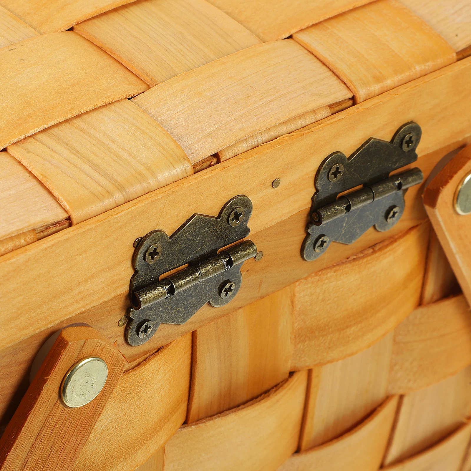 

Picnic Basket Wood Chip Double Handles Outdoor Lidded Storage Organizer Lidded Picnic Basket Wooden Baskets for Storage