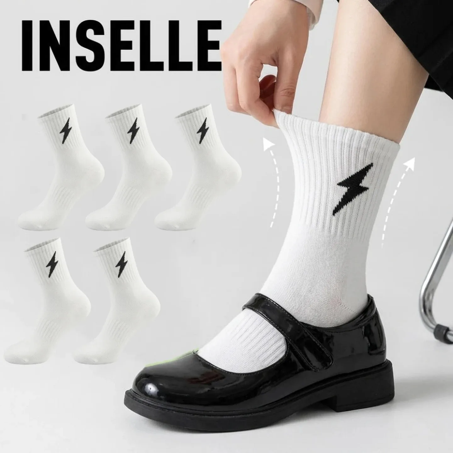 Street atmosphere basic socks! Black and white solid color lightning pile socks, anti slip and non falling, dormitory running