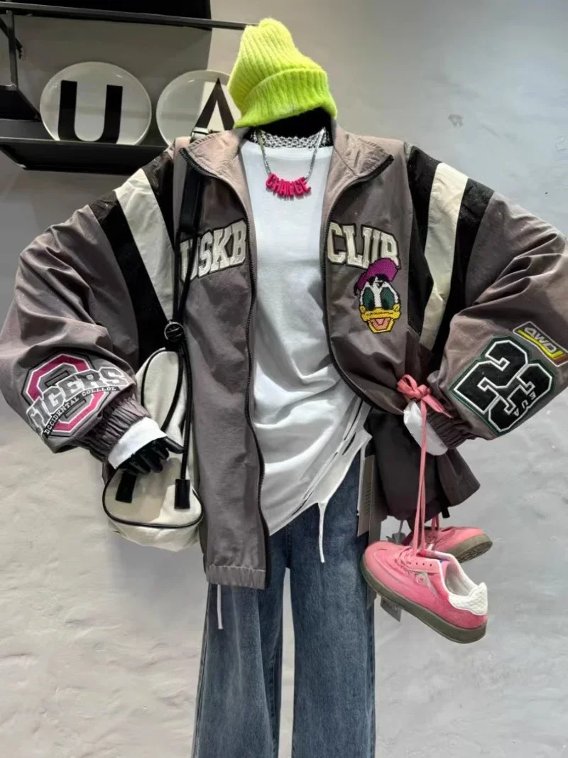 2024 Autumn New Handsome Cool Tough Loose Retro Color Matching Chaquetas Full Flash Stand-up Collar Cartoon Long-sleeved Jacket
