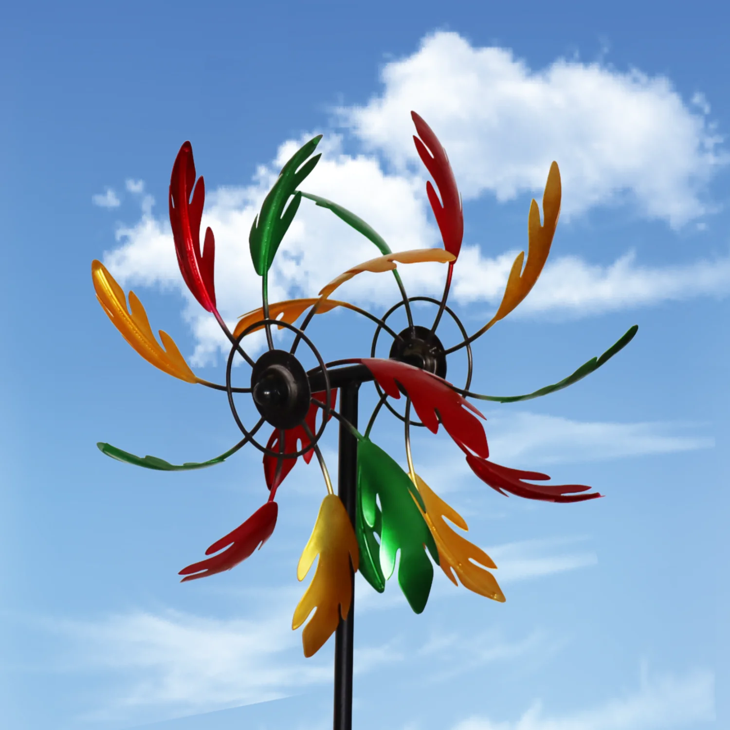 

1 Piece Windmill Garden Decoration - 360 ° Rotating Metal Wind Spinner, Three-Color Leaves, Rustic Outdoor Garden Decoration, Easy to Install on the Ground, No Electricity Needed, Suitable for Gardens, Yard Enhancement, Artistic Design, Sturdy Iron Struct