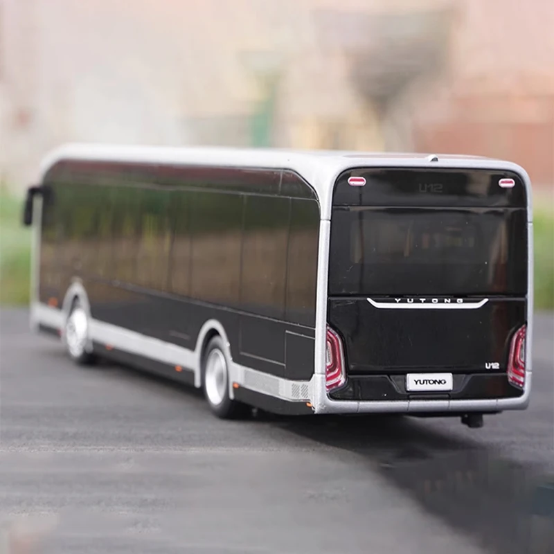 1:42 Scale Yutong U12 Pure Electric Bus Simulation Alloy Car Model
