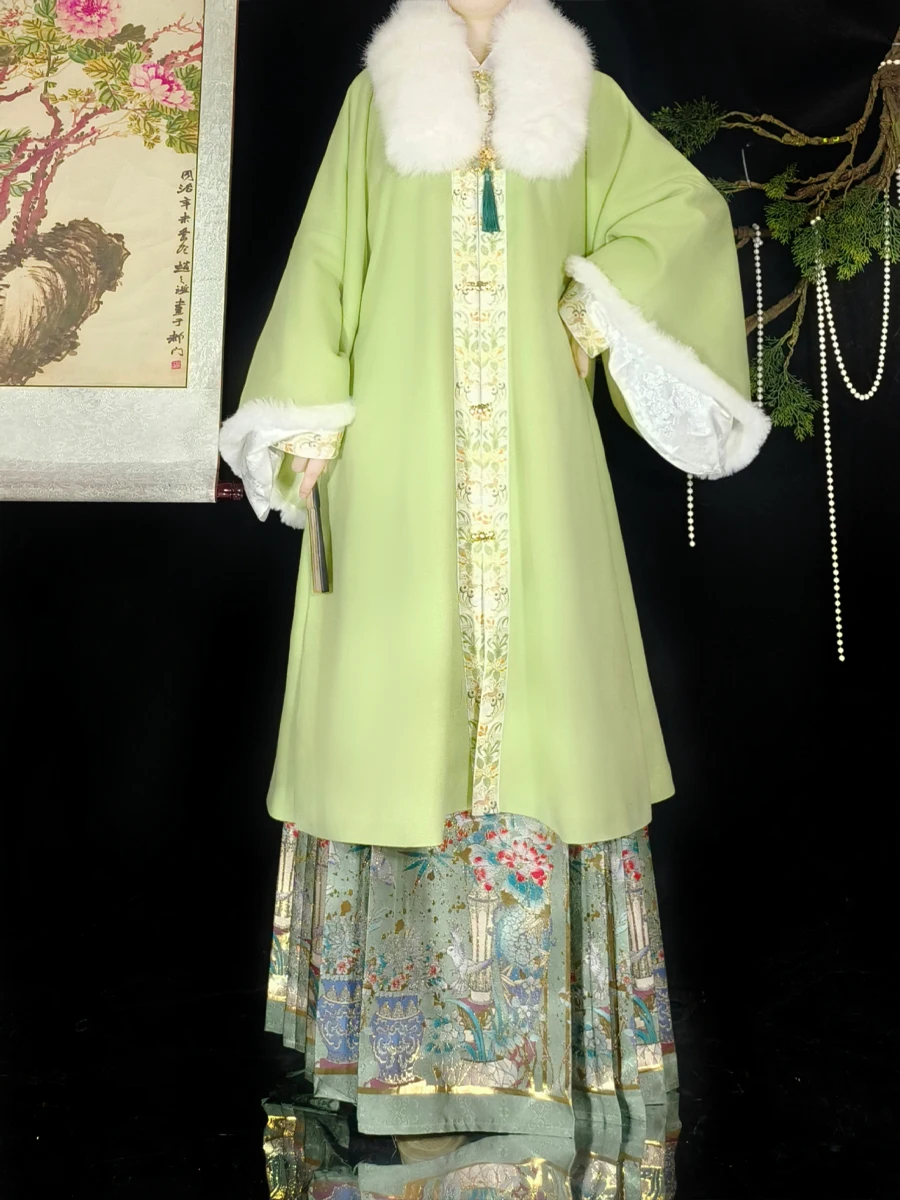 

Dr Sata Large Size Hanfu Set Autumn Winter Long Coat Ming Sle Fce Lined een Tail Skirt New Arrival