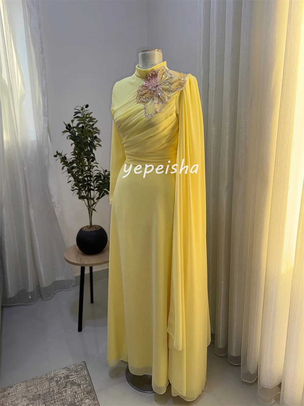 カスタマイズされたセクシーな絶妙なシフォンアップリケビーズラインストーンストレートシャーリングハイカラーロングドレスオーダーメイドオケージョンドレス