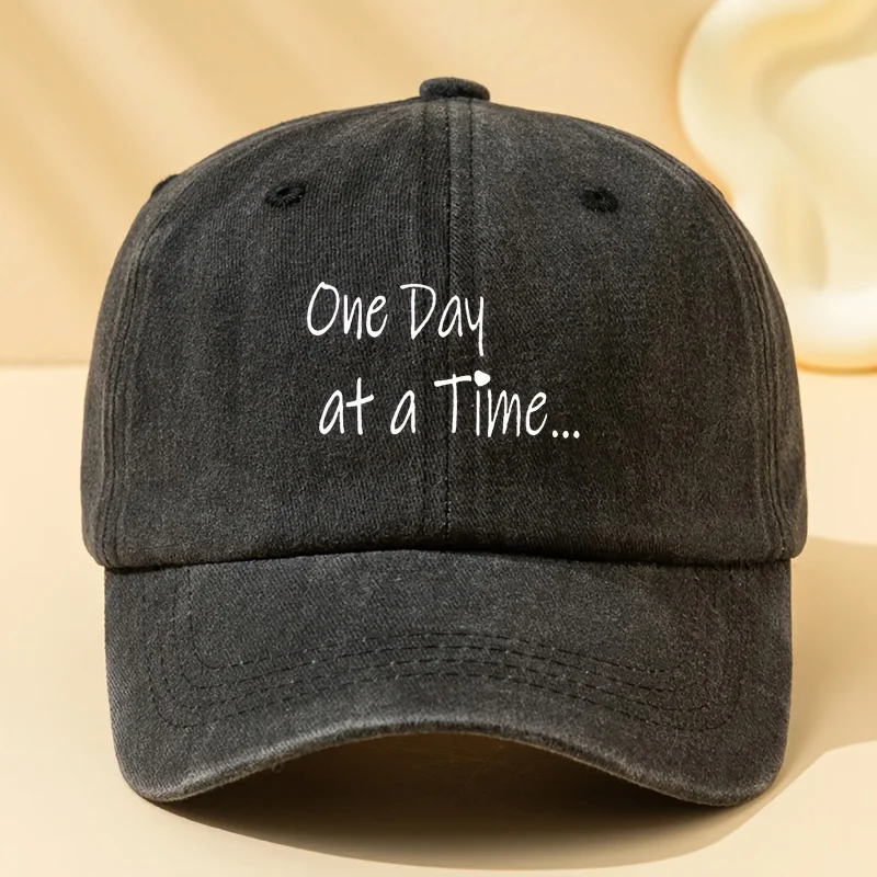 

Men's Vintage ONE DAY AT A TIME Lettering Baseball Cap - Soft Breathable Hat Suitable for Dad, Boyfriend Birthday & Father's Day