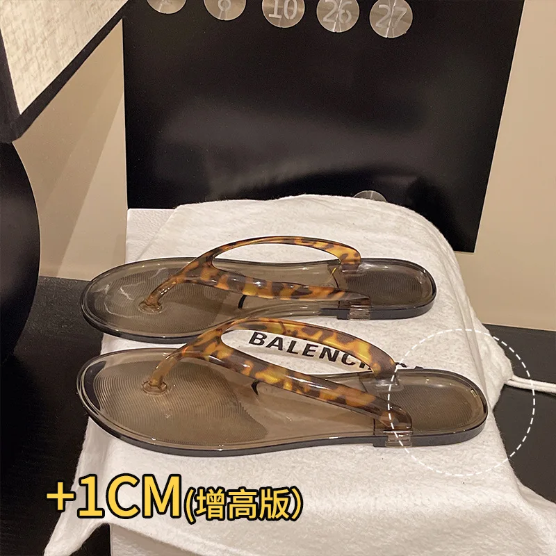 Amber Tone Thong Sandals Women Glossy Jelly Texture Elegant Retro Flip Flops Woman Dainty Summer Slides Shoes Daily Flat Sandal