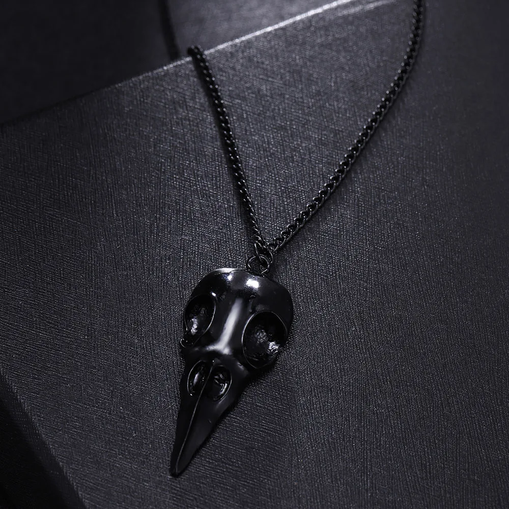 Hot Selling Fashion Novelty Stereo Crow Head Skull Pendant Necklace Chains Christmas Present