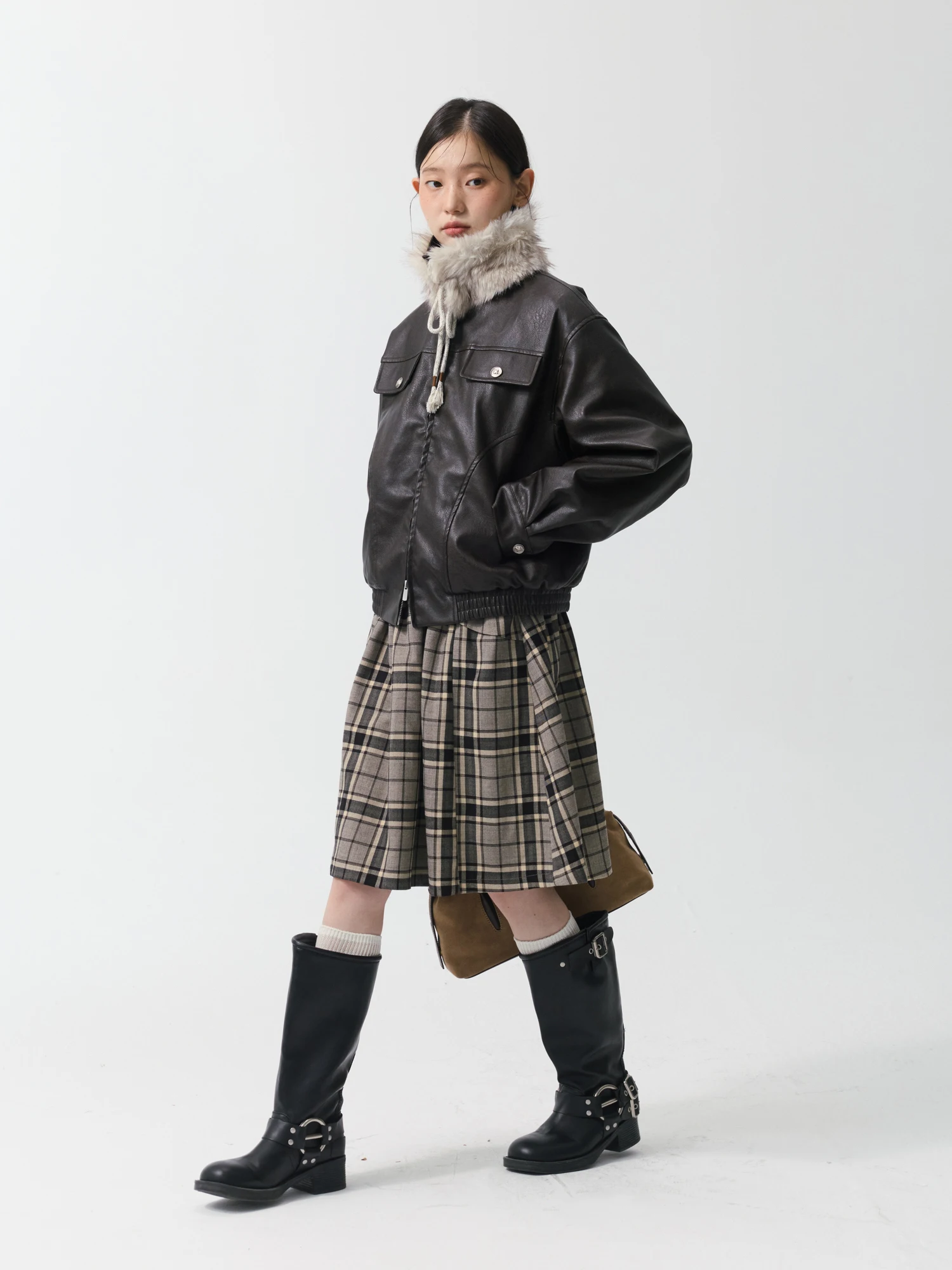 ブラウン取り外し可能なファー襟ジャケットソフトPUレザーコットンジッパーアウターウェア秋冬ヴィンテージバーンスタイルレディースジャケット