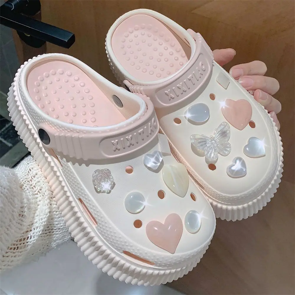 Summer Sweet Heart Rhinestone Baotou Hollowing Stomping Shit Feeling Anti-slip EVA Thick Bottom Sandal Slippers Wmen Cute