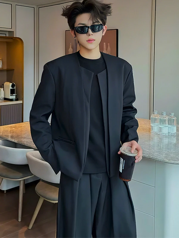 

Черный пиджак с подплечниками, мужской, в британском стиле, короткий, без воротника, повседневная верхняя одежда, модная ветрозащитная куртка из полиэфирного волокна