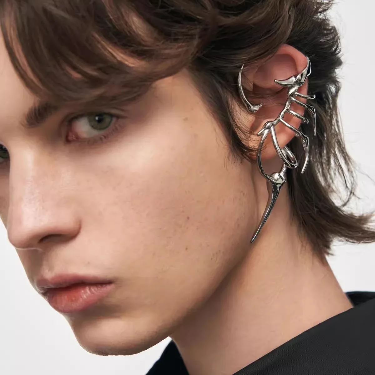 Punk Rock Biomimetic Metal Demon Ear Clip Stud Earrings For Women girls Hip Hop Ear Bones Clip Fashion Earring Jewelry