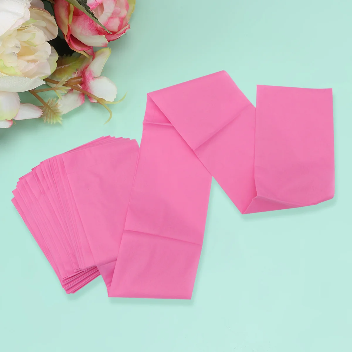 

10PCS 175x75CM Thickened One-time Beddings Sheets Degradable Bed Cover Nonwoven Bedding Supplies for Travel SPA (Pink)