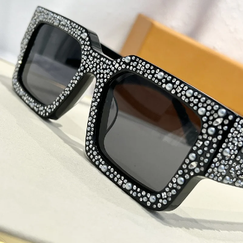 LOZ2396 Top Quality Fashionable Light Luxury DiamondEmbedded Pearl Square UVBlocking Sunglasses for Men Women