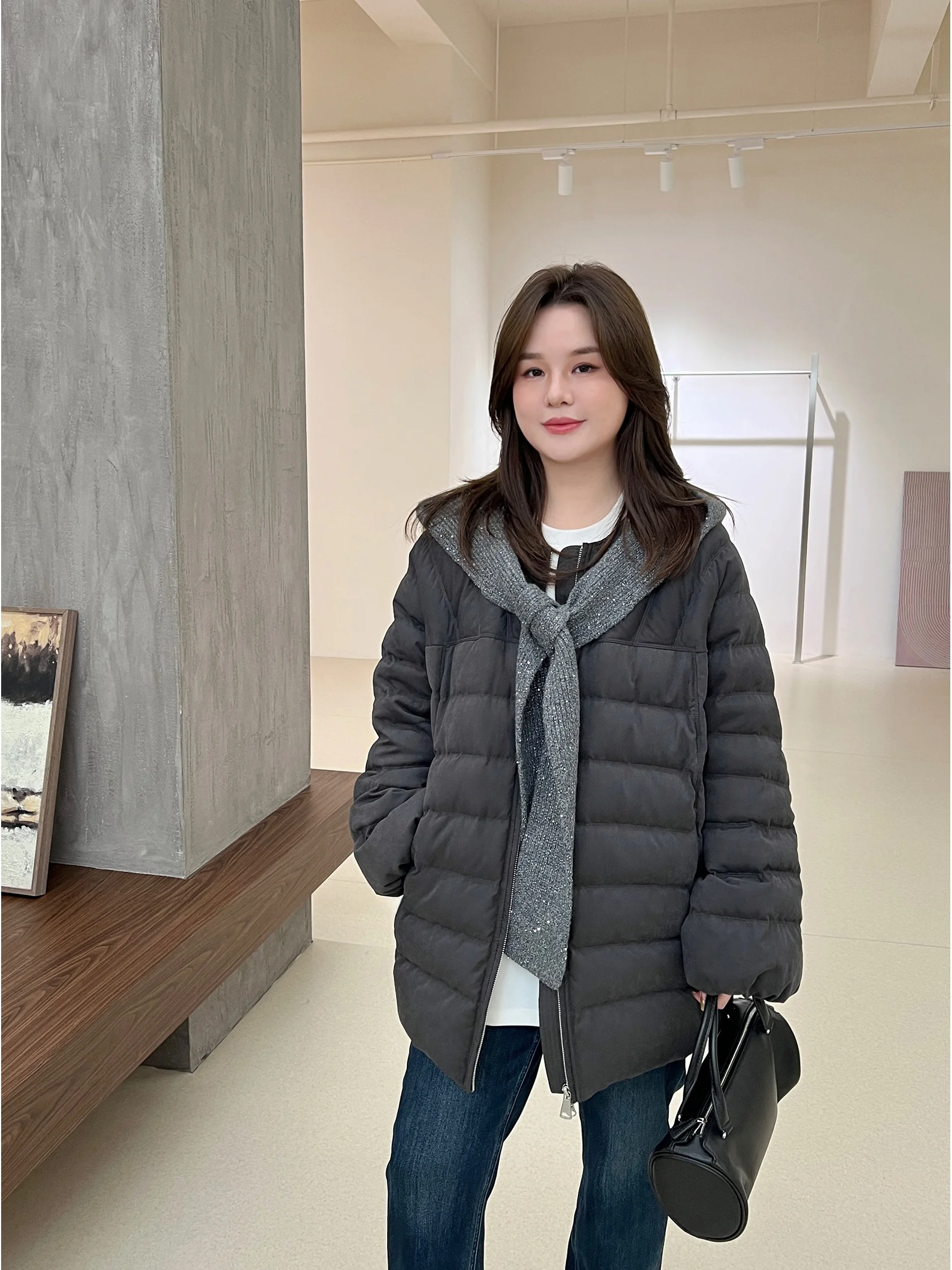 

Теплый пуховый свитер большого размера для женщин, свободного кроя, со съемным капюшоном, вязаная куртка, белое пуховое пальто на зиму