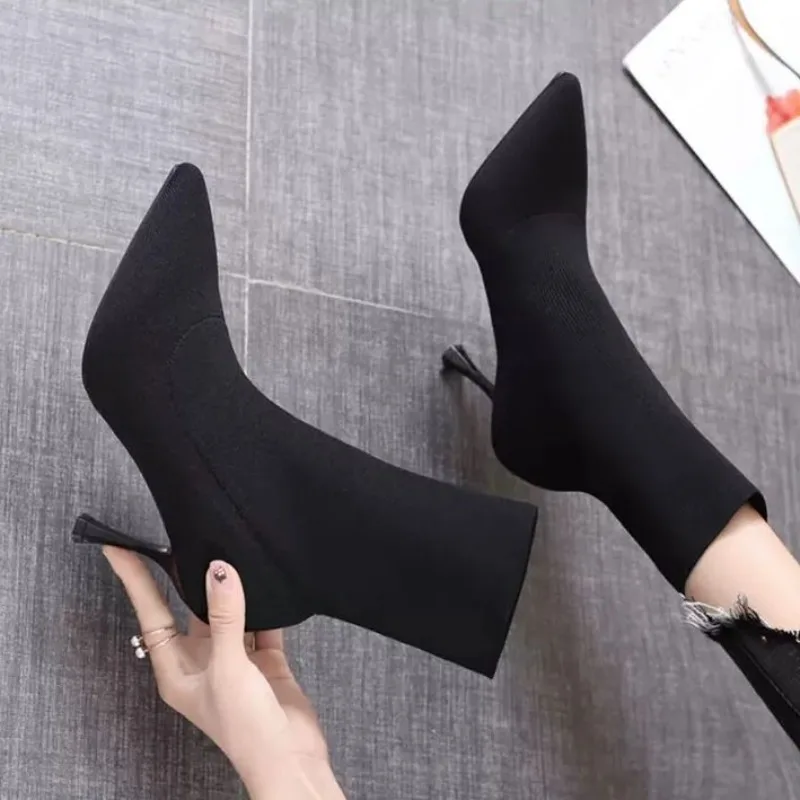 

Ботильоны на однотонном эластичном каблуке, вязаные весенне-осенние ботильоны в корейском стиле для женщин, удобные и элегантные женские короткие туфли в готическом стиле