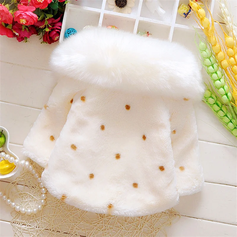 New Winter Coat for Baby Girls Pearl Polka Dot Children\'s Thick Cotton Clothing 0-3 Years Old, with A Collar for Warmth Winter