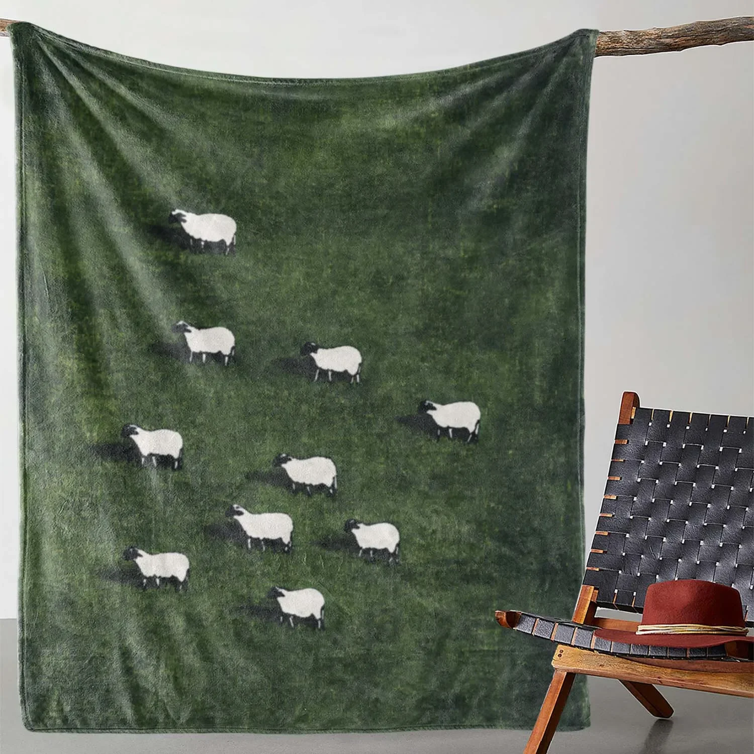 1-teilige Flanelldecke mit Schafmotiv und idyllischem Grasfeld-Design, geeignet für die Entspannung zu Hause, bietet weiche Wärme und Qualität