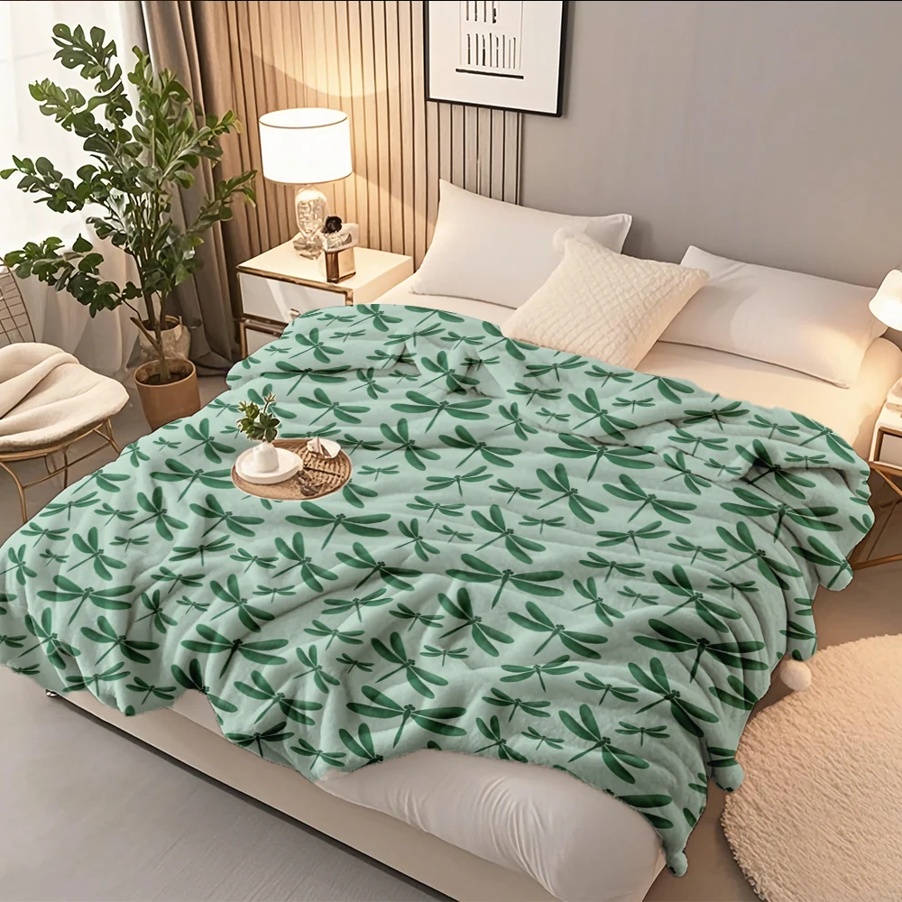 

Flannel Bed Blanket Green Dragonflies Pattern For Bedroom Tropical Print Plush Throw Odor-resistant Wrinkle-resistant Blankets