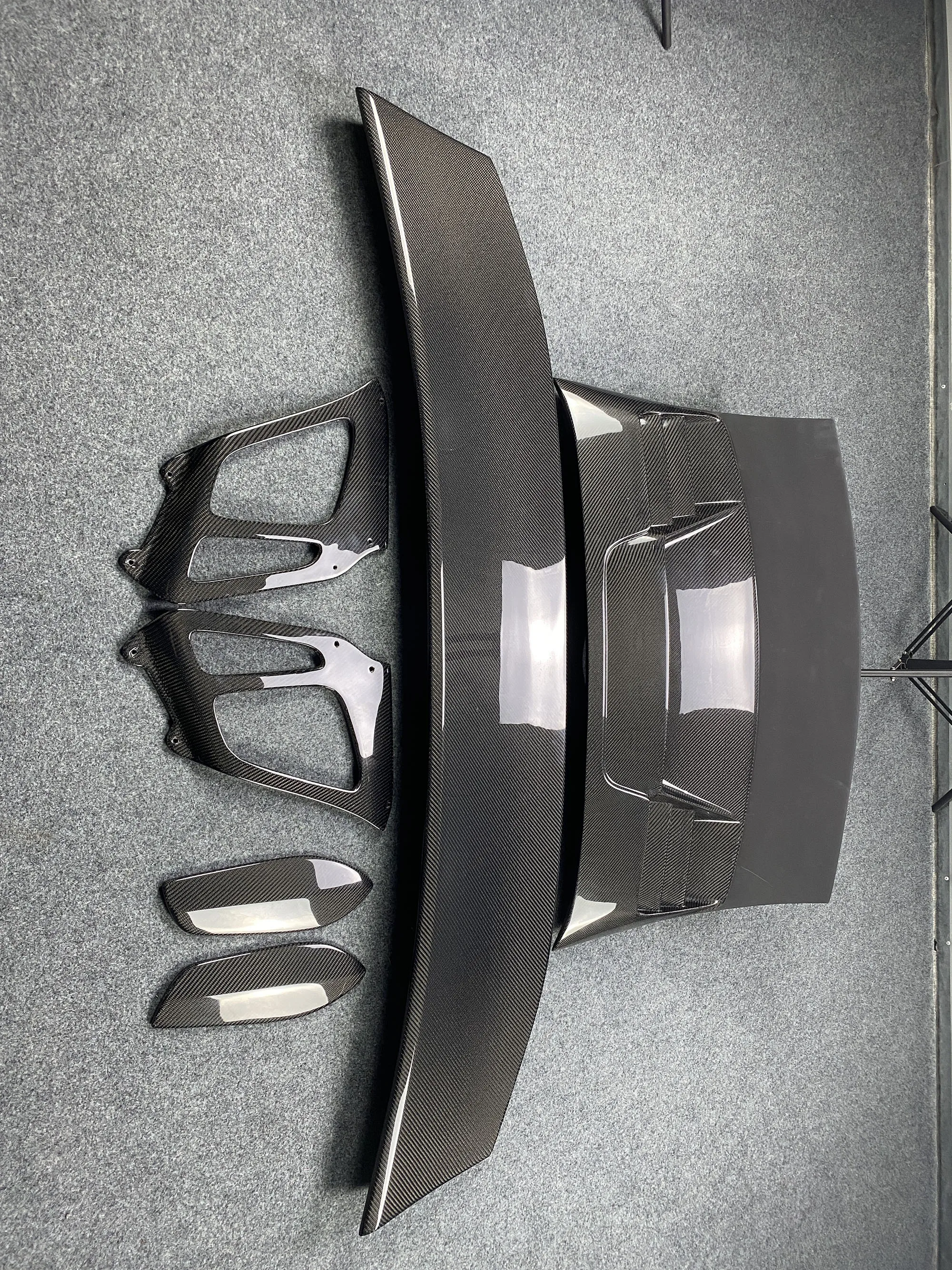 

977, обновленное до заднего спойлера багажника из углеродного волокна в стиле RS 991, крыло для Prosche 997