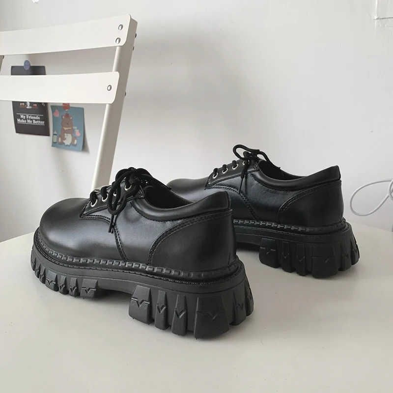 Rimocy klasyczne czarne platformy Oxford buty dla kobiet wiosna jesień Casual sznurowane mieszkania kobieta moda antypoślizgowe buty ze skóry PU