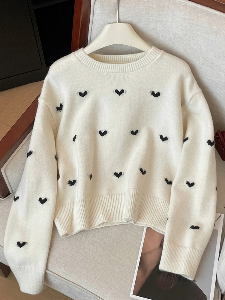 Women's Beige Knitted Pullover Cozy Sweater Harajuku Y2k Long Sleeve O-Neck Cashmere Sweaters with Heart Vintage 2000s Clothes