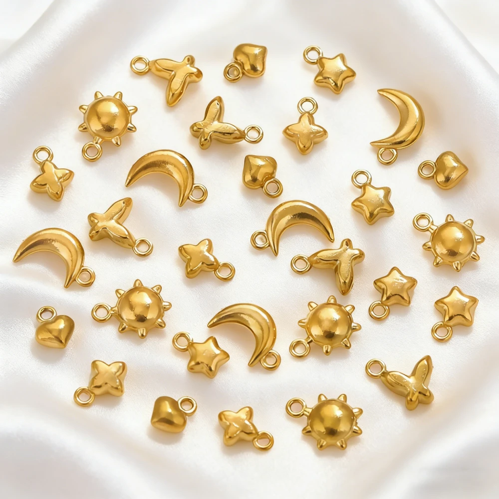 20 Stück 304 Edelstahl Mini-Anhänger 18K Vergoldet 3D Mond Sonne Stern Kleine Anhänger DIY Ohrringe Halskette Armband Schmuck