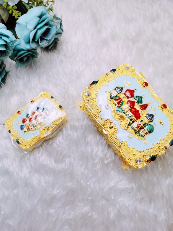 European style enamel glaze color storage tin alloy non wooden jewelry box