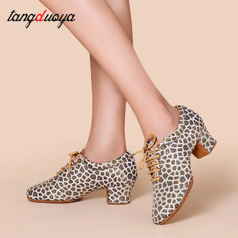 Sepatu Dansa Latin Leopard Sepatu Wanita Jazz Tango Salsa Sepatu Dansa Ballroom Modern Wanita Sepatu Guru Sneakers Tari Hak 5Cm