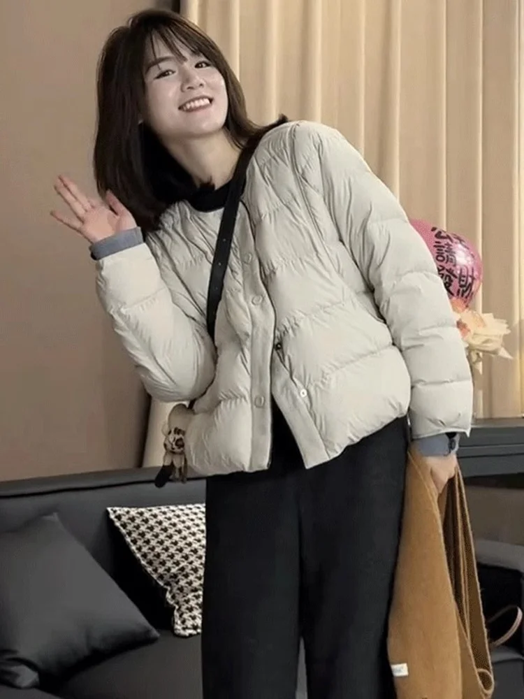 

Korean Sle ort Cotton Jaet Women's Light Thin round Ne Design Sensation Small ence Winter New Arrival Top