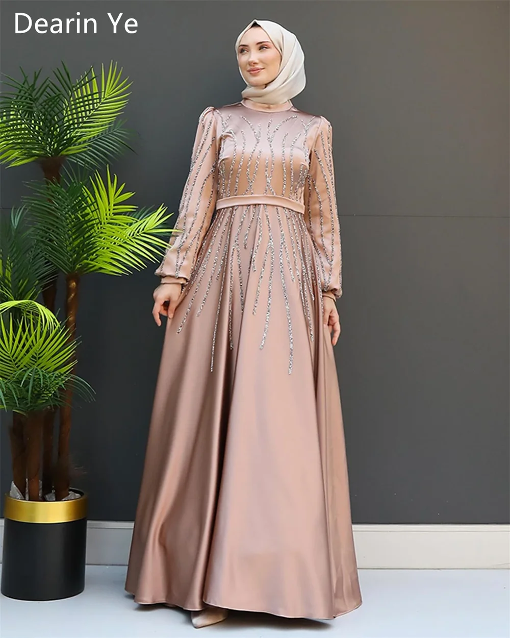 Maßgeschneidertes Abendkleid aus Saudi-Arabien, formelles Dearin, hoher Kragen, A-Linie, bodenlange Röcke, Pailletten, drapierte Perlenapplikation, maßgeschneiderte Anlässe