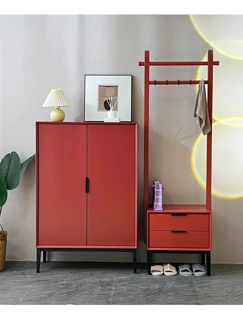 

Минималистичная интегрированная вешалка для одежды от пола до потолка, вешалка для спальни из цельного дерева, многофункциональная вешалка для гостиной