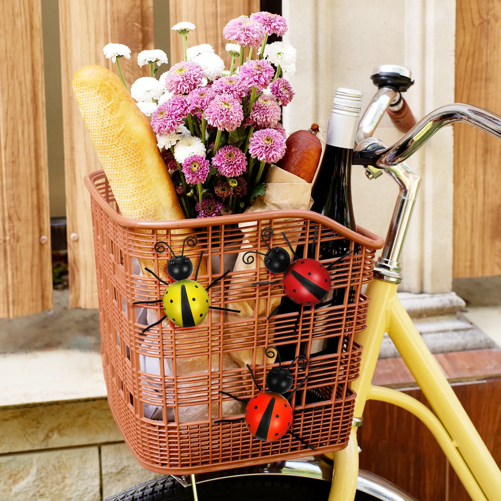 

10 шт. металлических садовых декоративных фигурок божьих коровок: реалистичный дизайн, гладкая поверхность, прочная конструкция, легкая установка для сада, двора, забора, патио