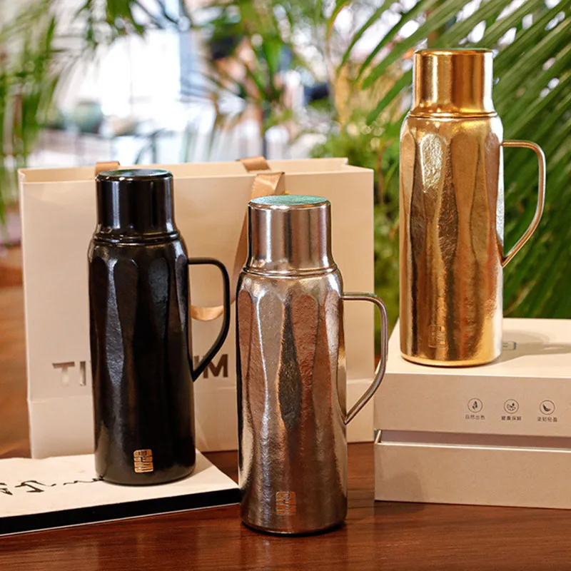 720ml Large-capacity Pure Titanium Thermal Water Bottle/Vacuum Pot/Thermos Cup with Tea Filter,Magnetic Cap,Lightweiht Drinkware