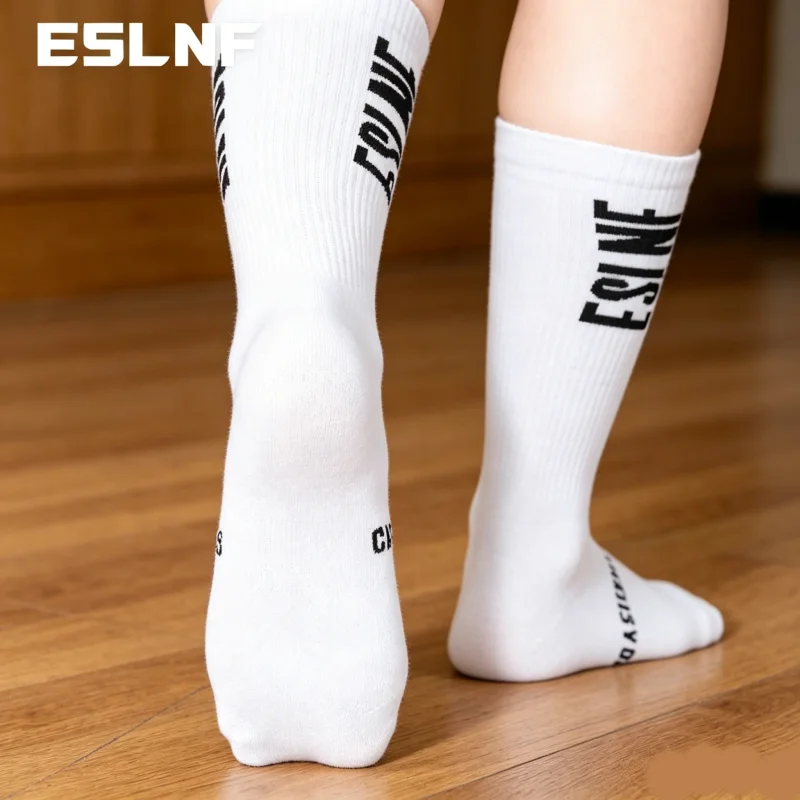 Laufprodukte Socken Professionelle hochwertige Laufen Radfahren Crew Socken Hochwertige Marathon Elite Knöchel Sportsocken