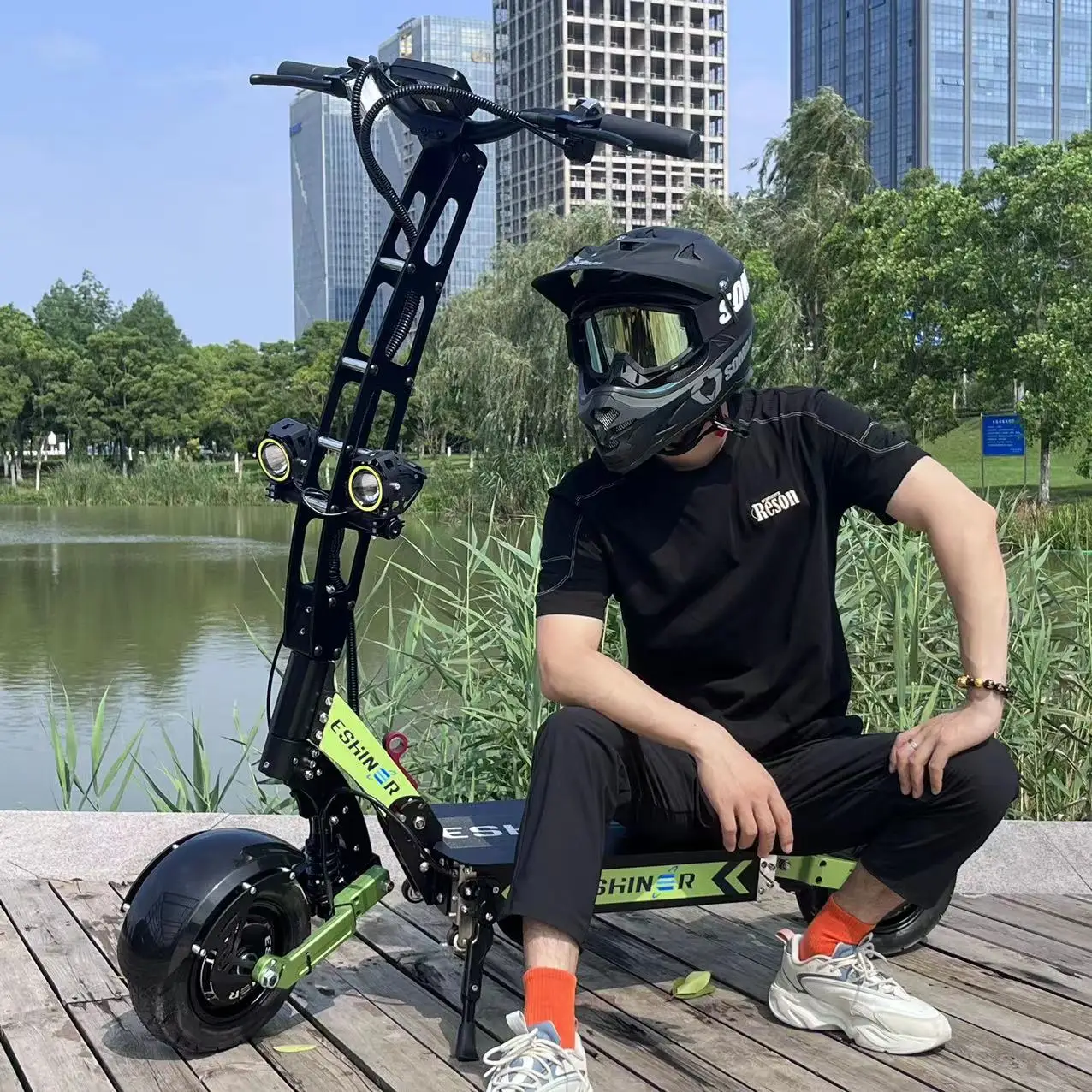 72V Adults Super High Apeed 11 Inch Electric Scooter 30Ah 40Ah Lithium Battery 3000W*2 Hub Dual Motor E Scooters 60V 8000W 6000W