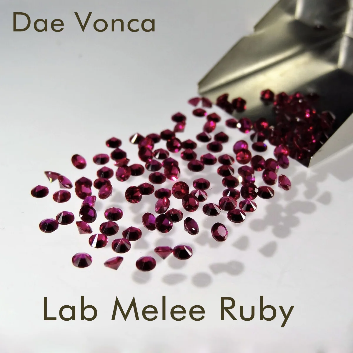 20 Pcs Brilliant Round Cut Lab Melee Ruby 0.9-3.0mm Different Sizes Melee Ruby High Quality Lab Gemstones for Jewelry Made