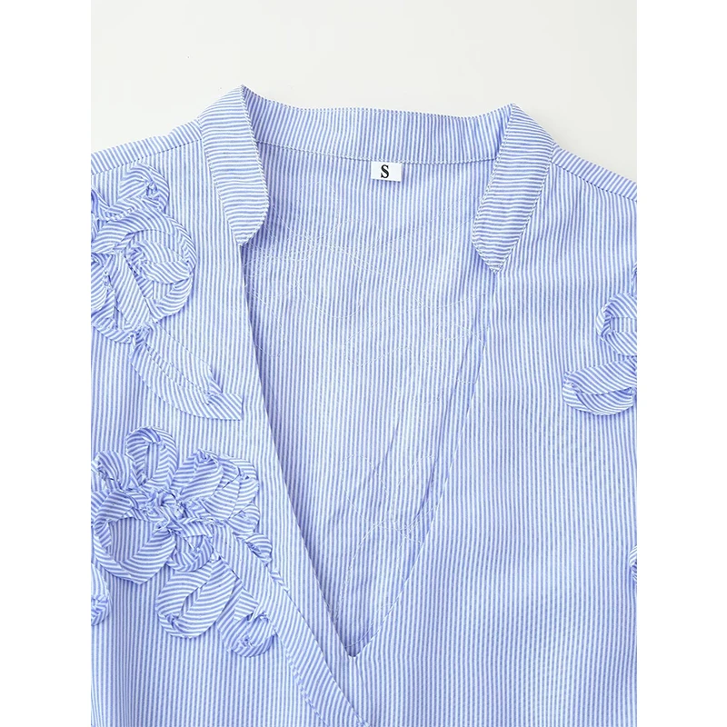 YENKYE 2025 Damesmode Textuur Gestreepte Blauwe Blouse Lange Mouw V-hals Casual Herfst Tops