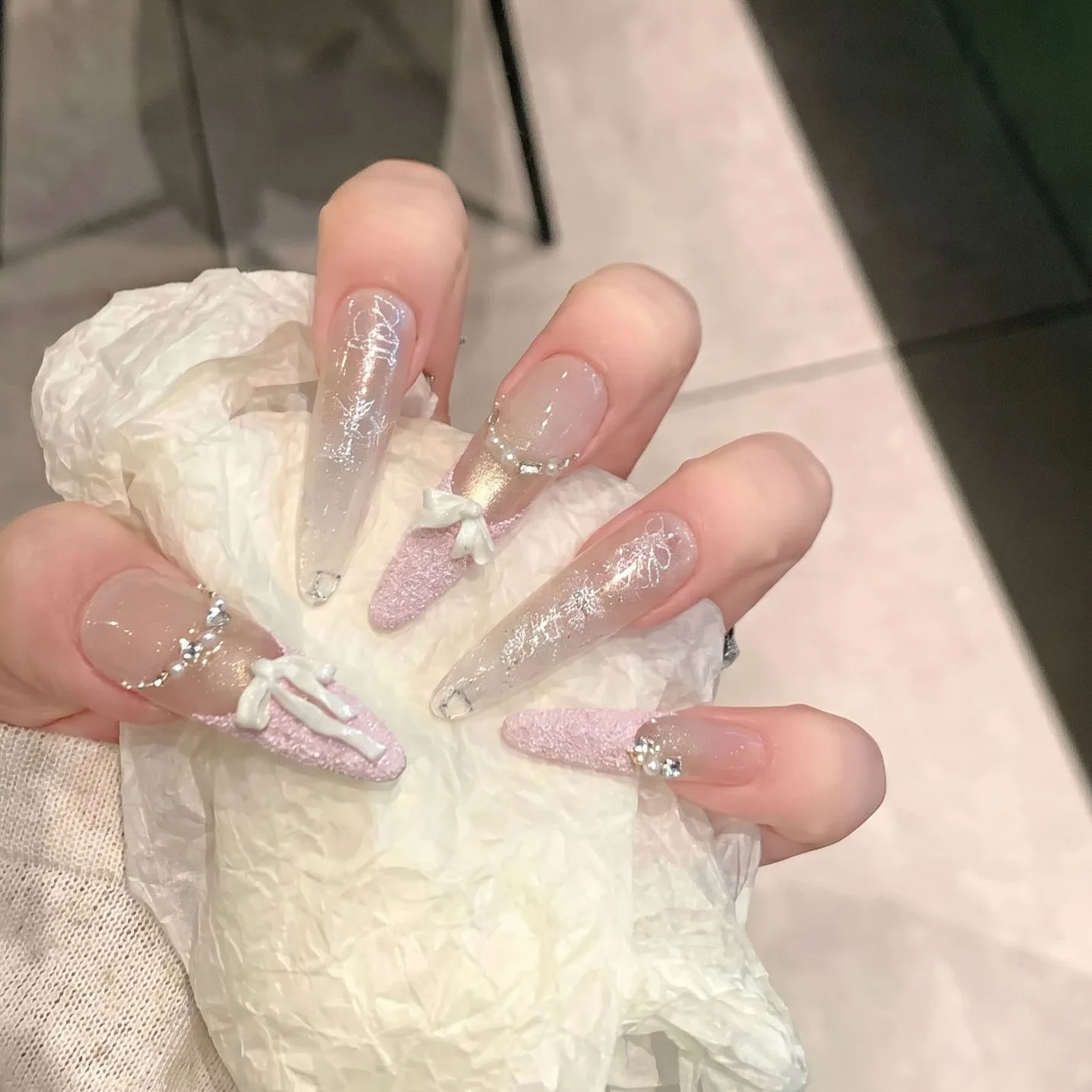 

10pcs Handmade Press on Nails Pink Gradient with Crushed Diamond & Butterfly Design Cat Eye Pure French Tips Wearable & Reusable