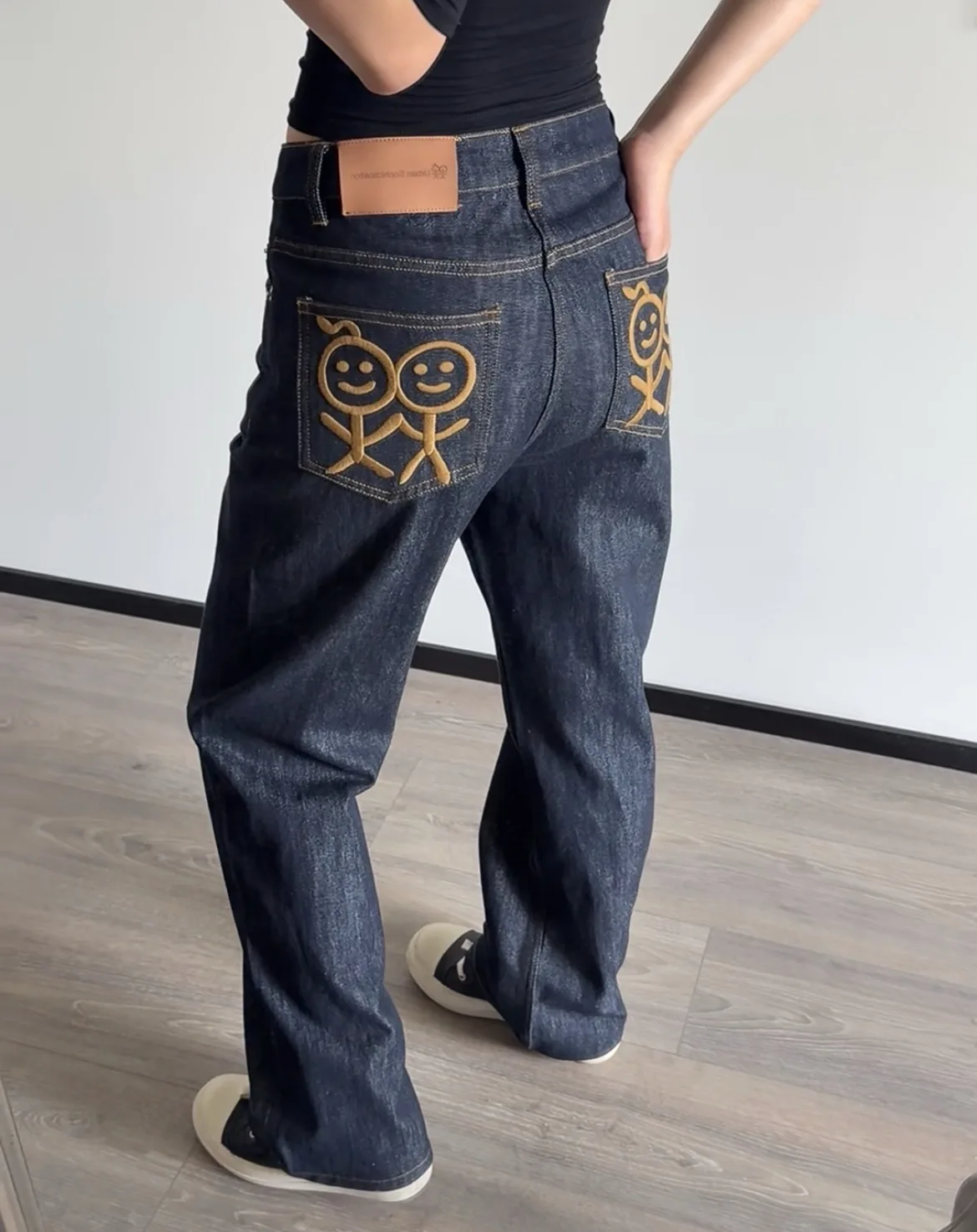 Women Y2K Cartoon Stick Figure Embroidery Jeans High Waist Loose Straight Leg Denim Pants New Vintage Dark Blue Casual Trousers
