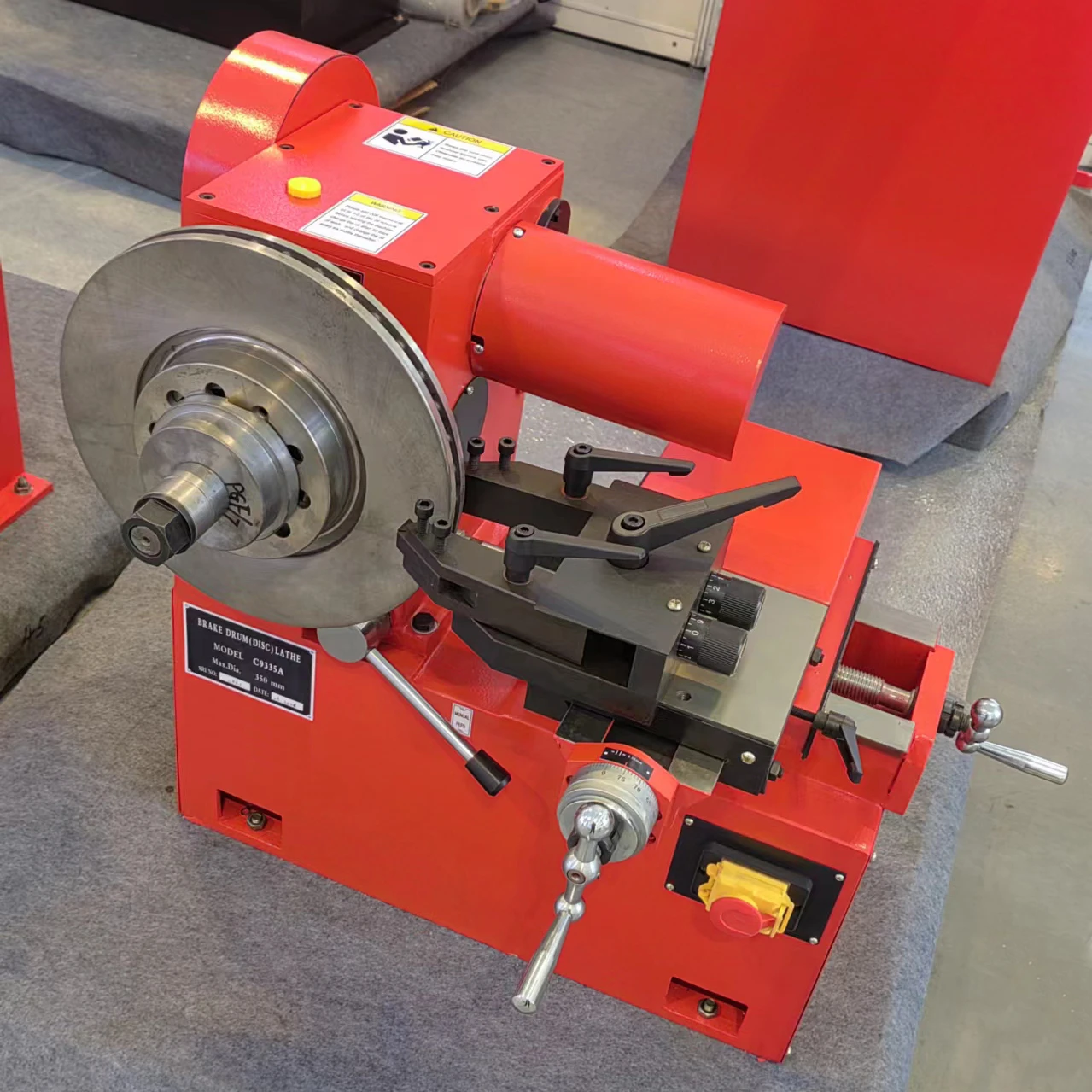 

Heavy Horizontal Brake Disc and Drum Lathe Machine 220v Resurface Tool for Truck and Car Brake Rotor Repair