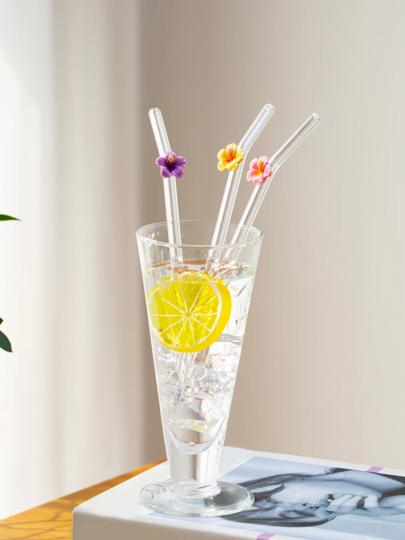 3/6PCS Reusable Glass Straw with Flower Decoration, High Borosilicate Curved Straw for Summer Drinks, Ideal Gift for Juice, Tea