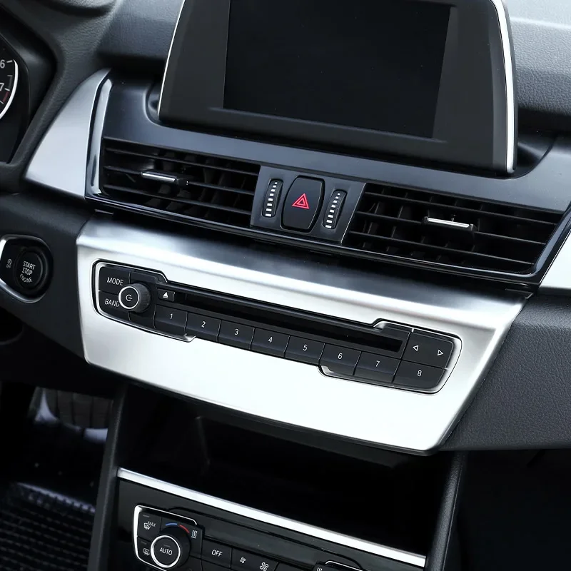 Pokrov konzole BMW 2 Series F45/F46 Carbon - usage example