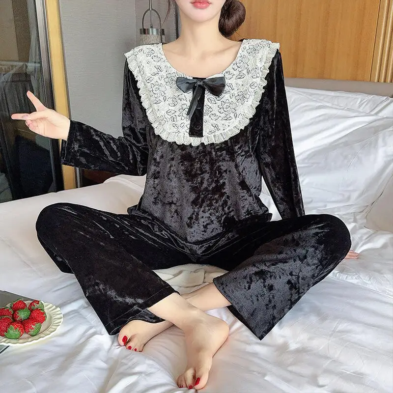 Hot 2026 Women's New Gold Velvet Pajama Set Princess Style Fashion Elegant and Comfortable Long Sleeve Home Clothes Outable Set