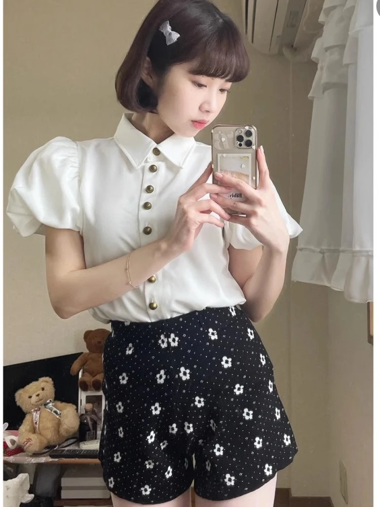 

Элегантная однотонная женская рубашка в клетку с рукавами-фонариками и одной пуговицей, модная универсальная летняя новинка с коротким воротником