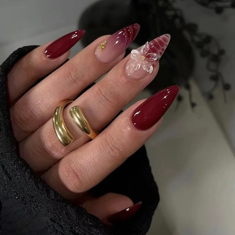 

24PCS Wine Red Fake Nails European American Hotties Snow White Luxury 3D Carved False Nails Almond Shape Design Press on Nails