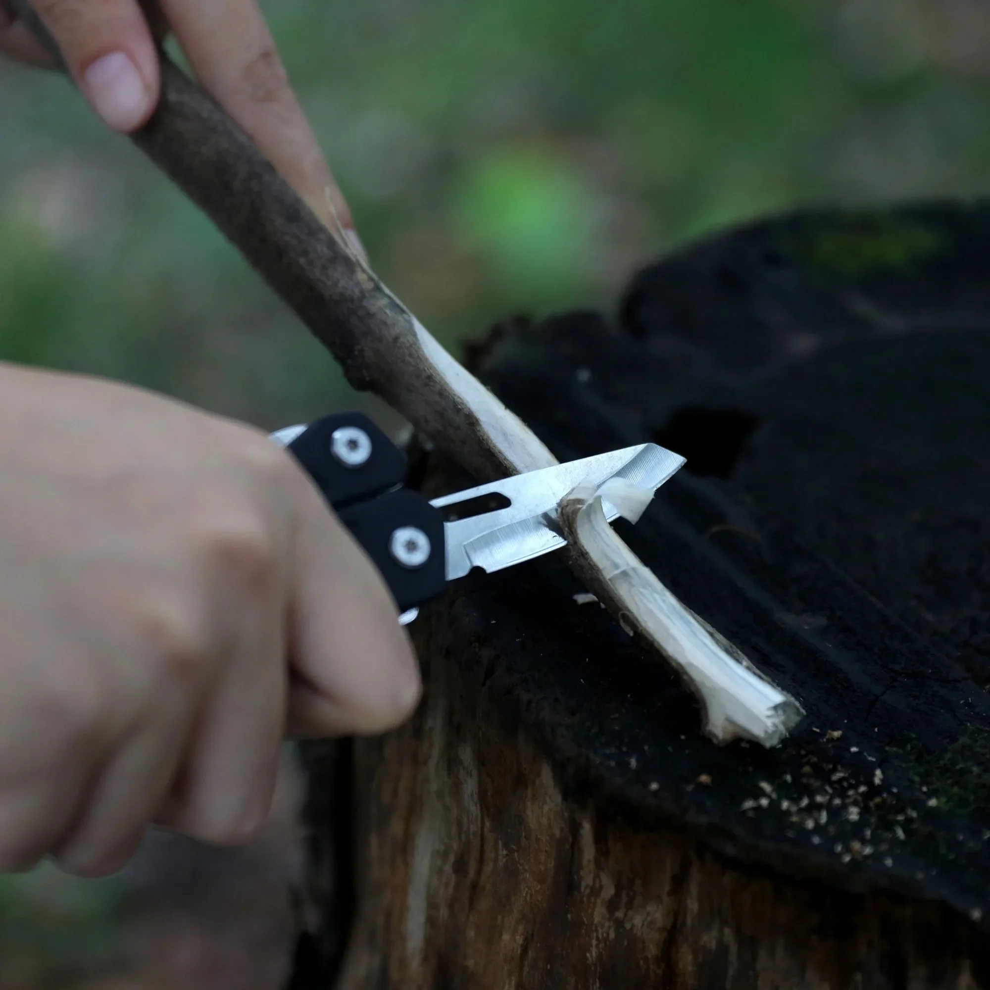 Ozark Trail 17-in-1-Multitool, Edelstahl, Schwarz, Bastelmesser Modell 2119