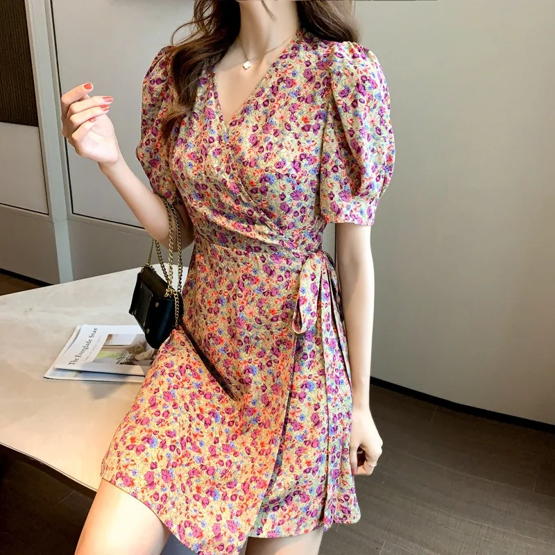Damenrock Frühling Sommer Kleid Damen Plissiertes Kurzarm-Schlitzkleid Mädchen Studentin Weibliche Studentin Blumenmuster Tailliertes Langes Kleid