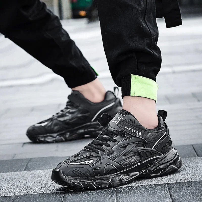 

Men's Fashionable and Versatile Casual Sports Shoes Street Style Hot Selling Men's Outdoor Travel Shoes Sneakers for Men